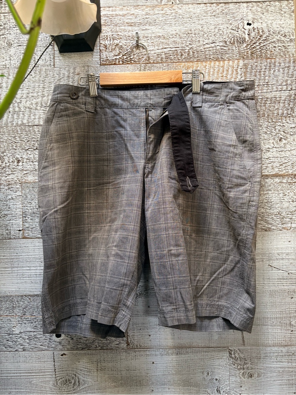 🏷 The North Face | Gray Plaid Cotton Chino Bermuda Shorts - Women's 12